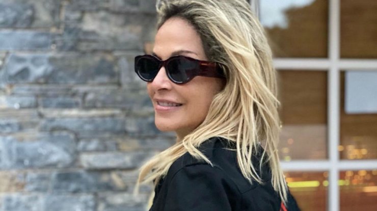 Άννα Βίσση: Έφτιαξε μελομακάρονα και δέχθηκε κριτική από τη μητέρα της [εικόνες & βίντεο]