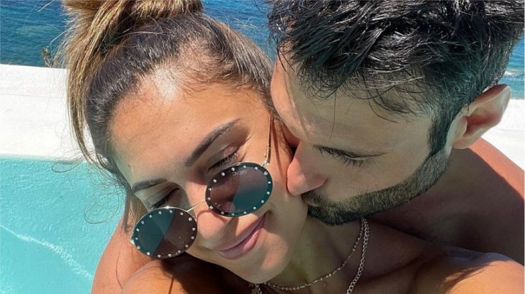 Άννα Πρέλεβιτς: Τα τρυφερά στιγμιότυπα που δημοσίευσε με τον Νικήτα Νομικό [εικόνες]