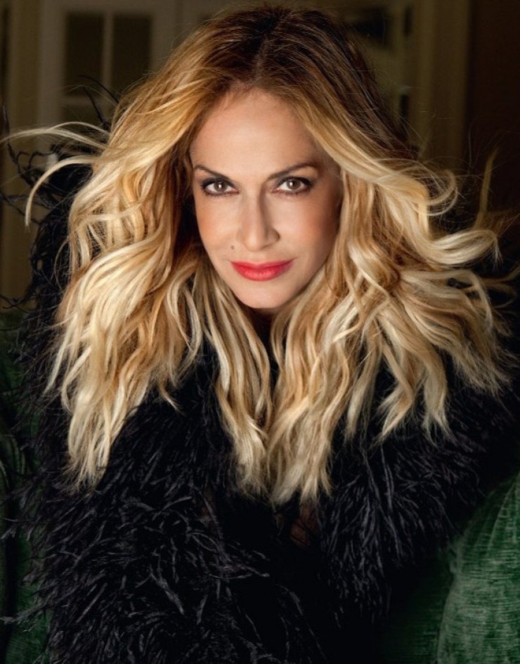 Άννα Βίσση: Κατηγορεί τη Βανδή για μίμηση, αλλά δεν λέει το όνομα της με τίποτα