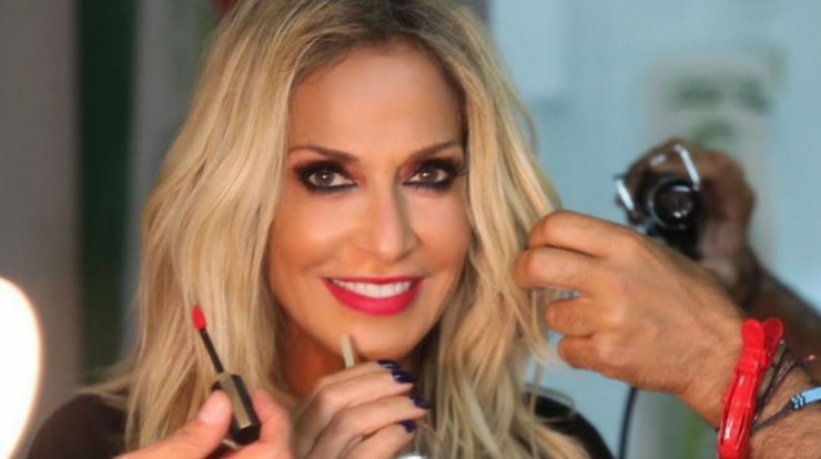 Άννα Βίσση: Την είδαμε χωρίς φίλτρα και μακιγιάζ! [βίντεο]