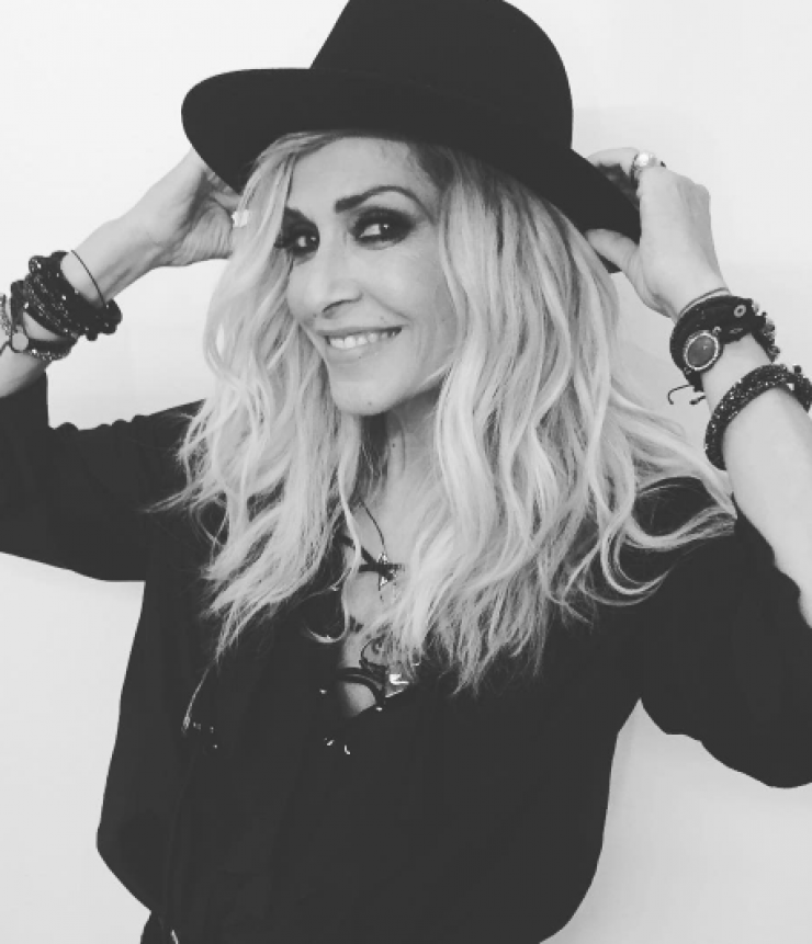 Η βρισιά της Άννας Βίσση επί σκηνής που κάνει το γύρο του διαδικτύου!