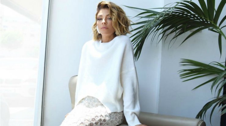 Άννα Χατζηγρηγορίου: Η εμφάνιση που έκανε εμπνευσμένη από τα 60s! [εικόνες]