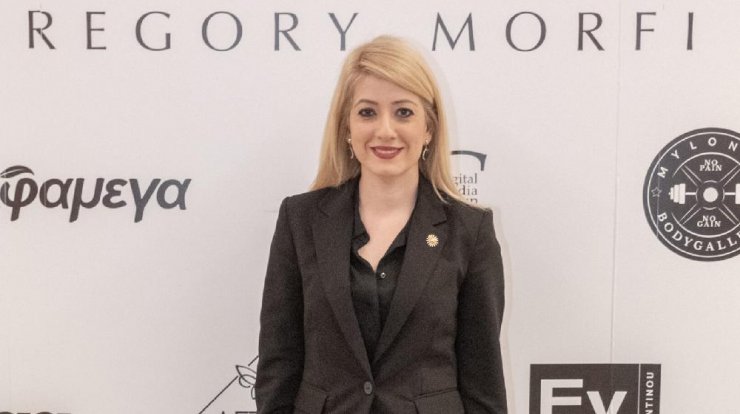 Αννίτα Δημητρίου: 3 colour trends της άνοιξης που υιοθέτησε