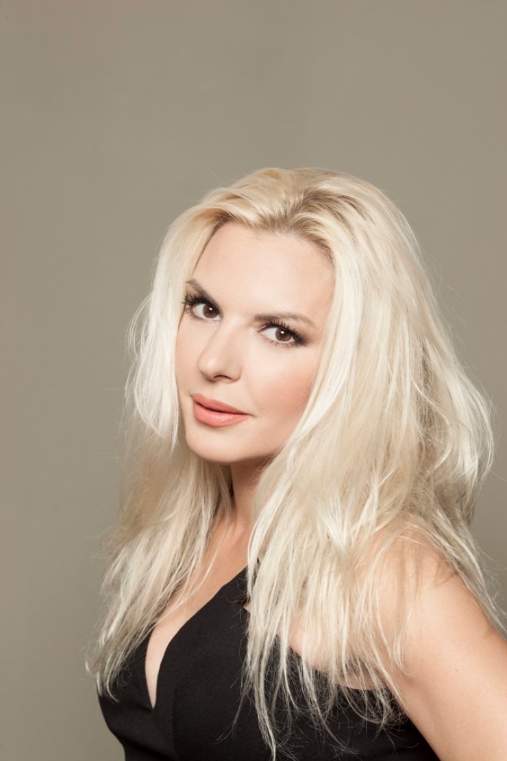 Αννίτα Πάνια: Σε ποιον έκλεισε το τηλέφωνο on air όταν αναφέρθηκε στο γιο της;