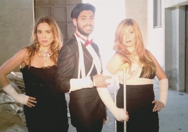 Anonymous: Δεν κόβεται η μια μέρα τους