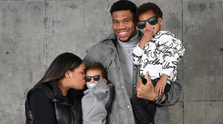 Μπαμπάς για τρίτη φορά ο Γιάννης Αντετοκούνμπο – Η πρώτη εικόνα της νεογέννητης κόρης του