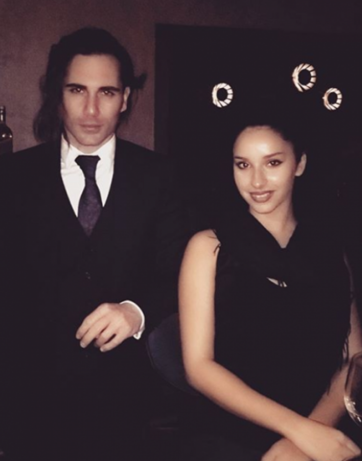 Ανανιάδης - Γαζή: Πλάνα και δηλώσεις από τον αστυνομικό σταθμό που πήγαν μαζί με το νεογέννητο γιο τους