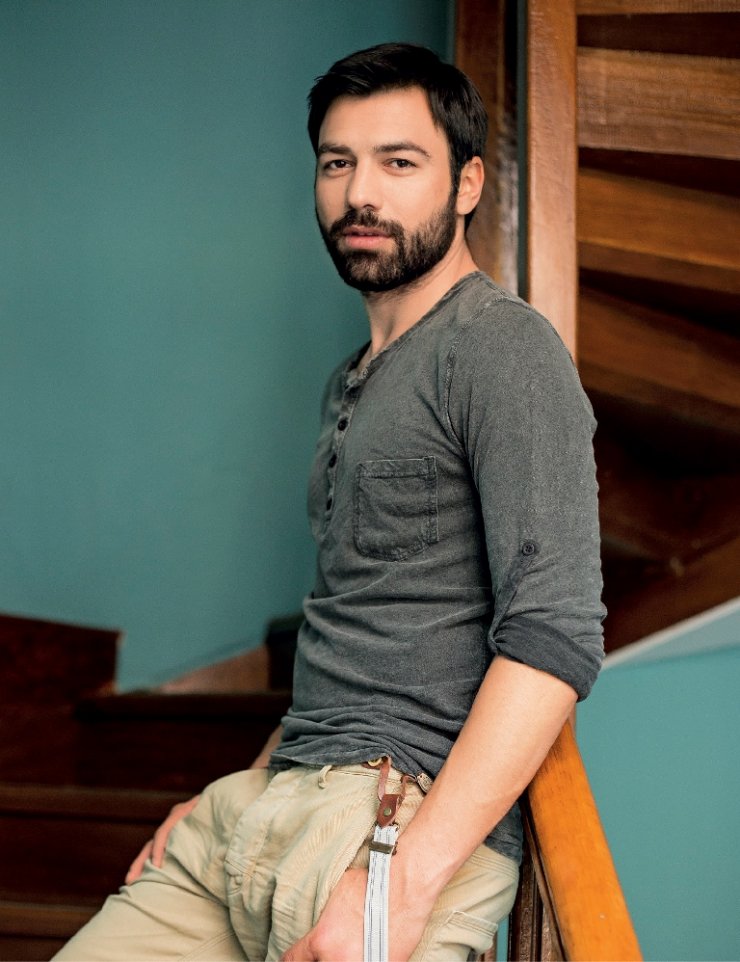 To παραδέχθηκε; Ανδρέας Γεωργίου: "Όταν σε νιώθω δίπλα μου μπορώ να κοιτάω ψηλά.."