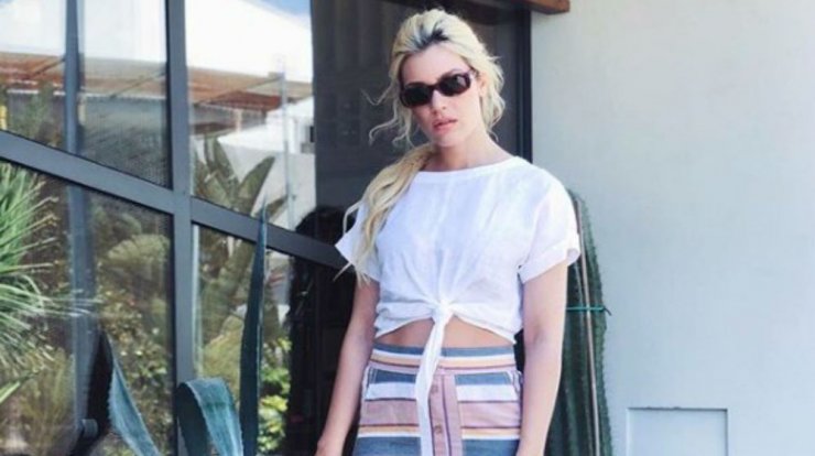 Άντρη Καραντώνη: Δείτε την να καθαρίζει το νέο πολυτελές της σπίτι! [εικόνες & βίντεο]