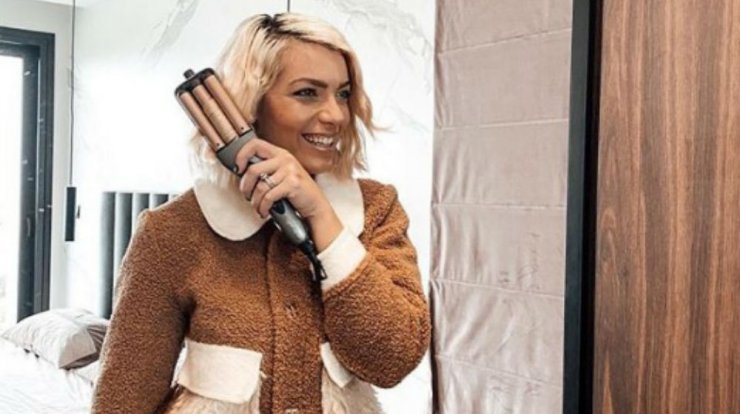 Η Άντρη Καραντώνη άλλαξε το hair look της και το λατρέψαμε!