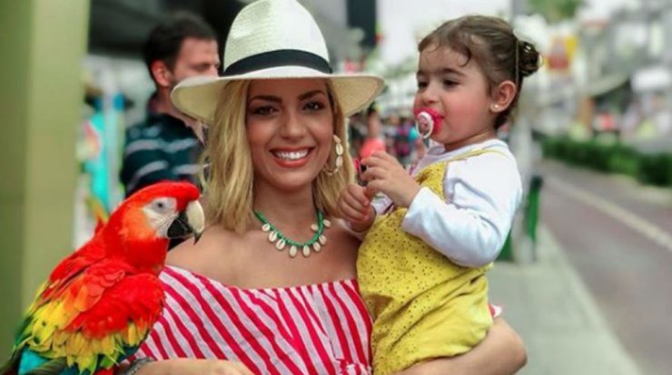 Άντρη Καραντώνη: Δεν θα πιστεύετε τι έκανε η μικρή Αργυρώ όταν την έβλεπε στην τηλεόραση μικρότερη!