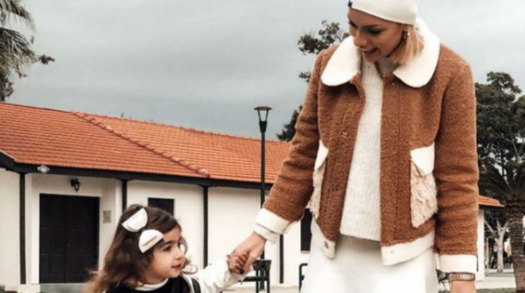 Άντρη Καραντώνη: Έχετε δει την υπέροχη κατασκευή στο κρεβάτι της μικρής Αργυρώς;