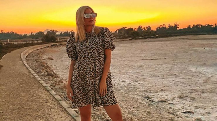 Άντρη Καραντώνη: Πρωινή γυμναστική στο νερό στον πέμπτο μήνα της εγκυμοσύνης της!