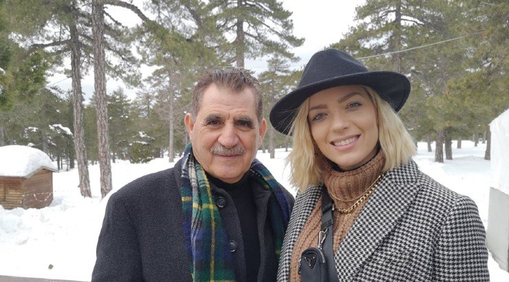 Μιχάλης Χατζήμιχαηλ: “Όταν μου είπαν για την Άντρη Καραντώνη, αντέδρασα. Δεν την ήθελα” [βίντεο] 