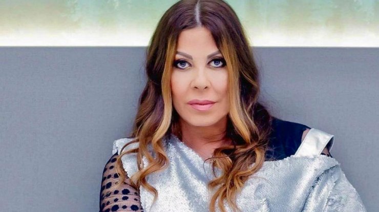 Άντζελα Δημητρίου: Στόλισε το όχι και τόσο συνηθισμένο χριστουγεννιάτικο της δέντρο [εικόνα]