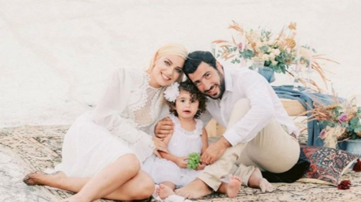 Άντρη Καραντώνη: Μας έδειξε το δώρο που ετοίμασε η μικρή Αργυρώ για την γιορτή του πατέρα