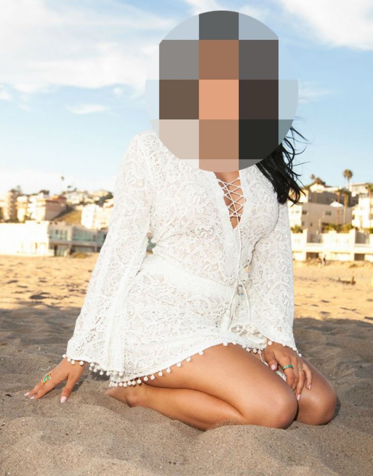 Ηθοποιός έκανε μείωση στήθους επειδή μεγάλωνε συνεχώς