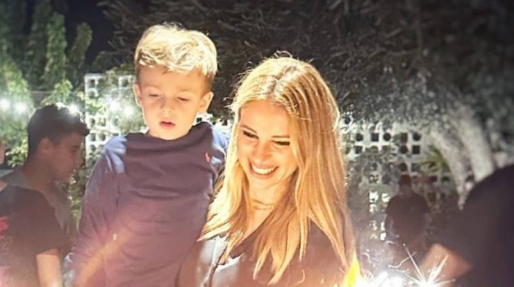 Χριστιάνα Αριστοτέλους: Η γλυκιά αντίδραση του γιου της Ανδρέα όταν του ευχήθηκε για τη γιορτή του [βίντεο]