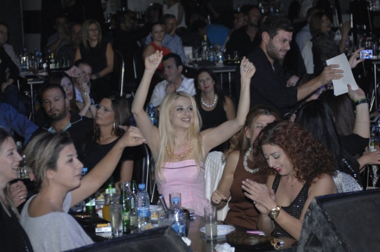 Xριστιάνα Αριστοτέλους: Διασκέδασε με την Πέγκυ Ζήνα στην Λευκωσία