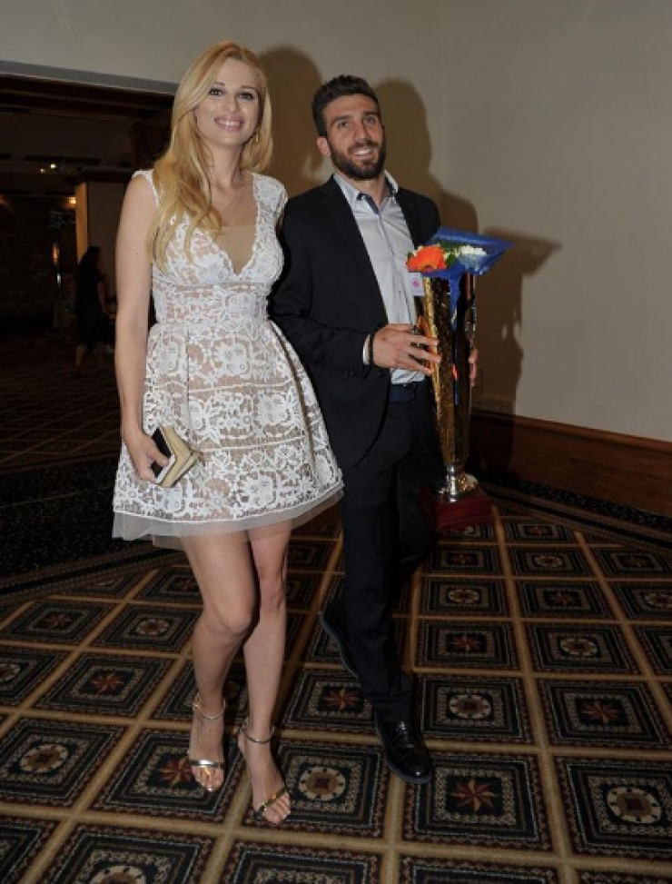 Χριστιάνα Αριστοτέλους – Γιώργος Εφραίμ: Το αστείο στιγμιότυπο από τη χθεσινοβραδινή τους έξοδο!