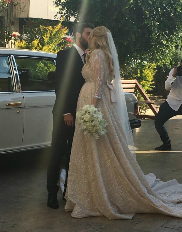 Αριστοτέλους – Εφραίμ: Το βίντεο κατά τη διάρκεια του μυστηρίου του γάμου τους!