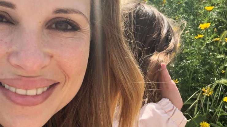 Χριστιάνα Αριστοτέλους: Το παραμύθι που λέει στην κόρη της και μας άφησε άφωνους! [βίντεο]