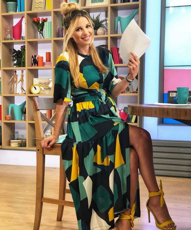 Επώνυμη Κύπρια παραδέχτηκε on air στην Αριστοτέλους πως έχει κάνει botox! [βίντεο]