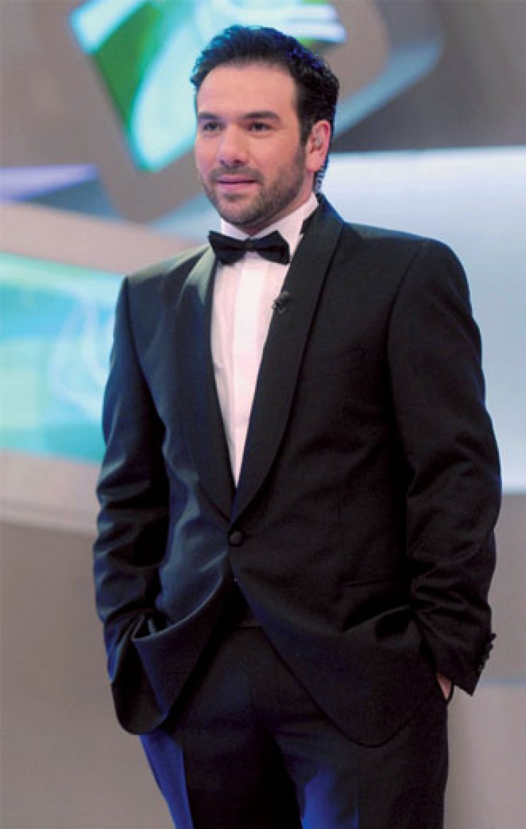 Γρηγόρης Αρναούτογλου: "Έχω κάνει σύμφωνο συμβίωσης" [βίντεο]