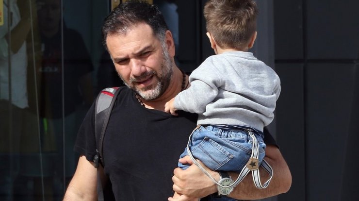 Γρηγόρης Αρναούτογλου για περιπέτεια με κορωνοϊό: "Φοβήθηκα ότι αν συμβεί κάτι δεν θα προλάβω να πω στον γιο μου..." [βίντεο]