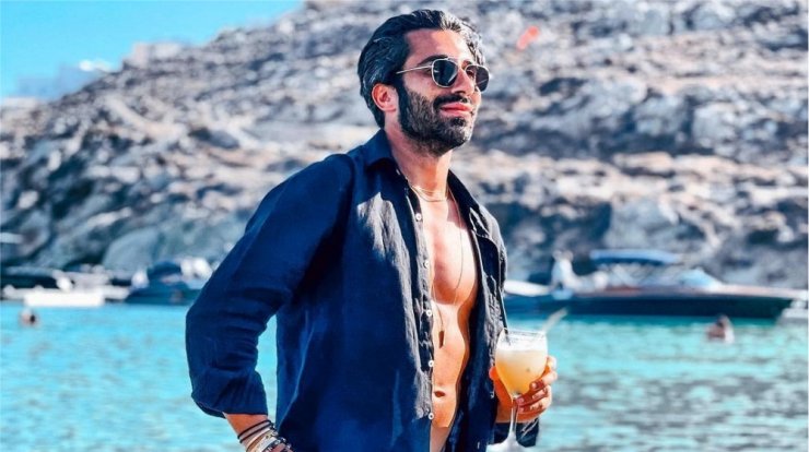 LA vita e bella…με τον Χρίστο Αρτεμίου στη Μύκονο 