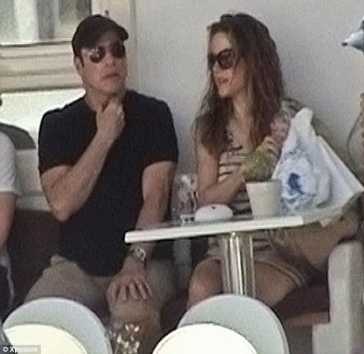 Ο Τραβόλτα στη Μύκονο