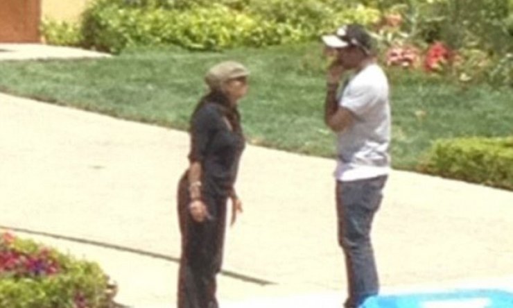 Οι πρώτες εικόνες από τoν καβγά στο σπίτι της οικογένειας Jackson