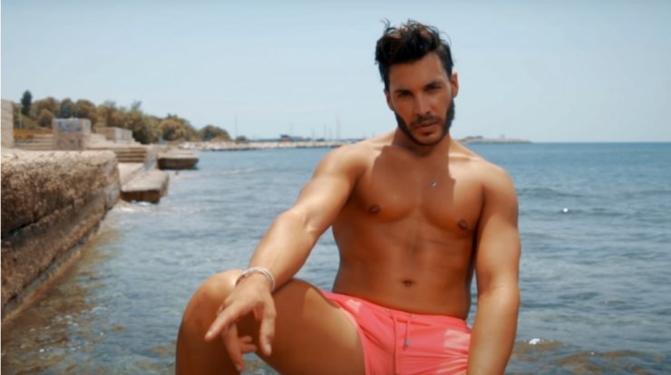 Γιώργος Ασημακόπουλος: Κυκλοφόρησε το πρώτο του τραγούδι [βίντεο]