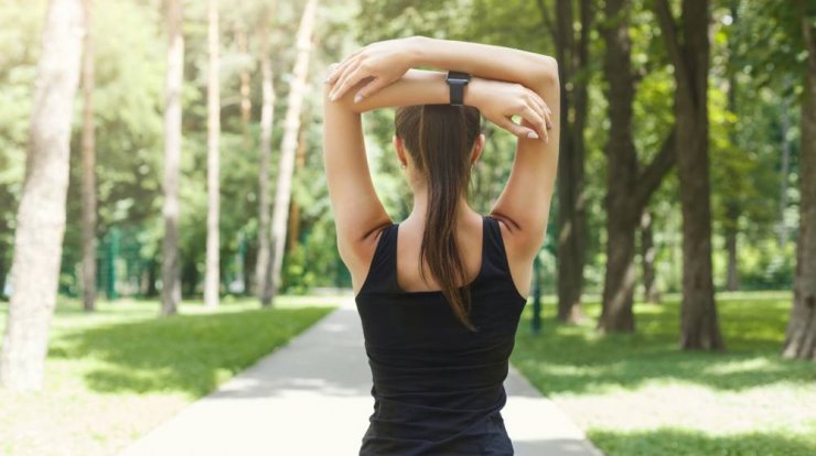 Το είδος της άσκησης που θα σε κάνει να δείχνεις νεότερη 