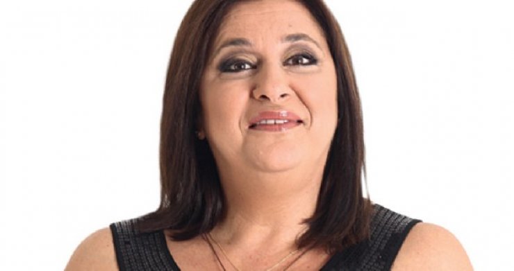 Η πρώτη δημόσια εμφάνιση της Ελισάβετ Κωνσταντινίδου με τον, κατά 23 χρόνια, μικρότερο σύντροφό της [εικόνες]