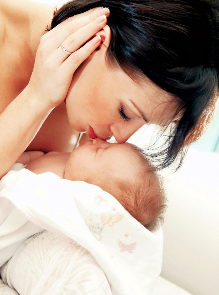 Οι γυναίκες που γεννούν μετά τα 30 ζουν περισσότερο