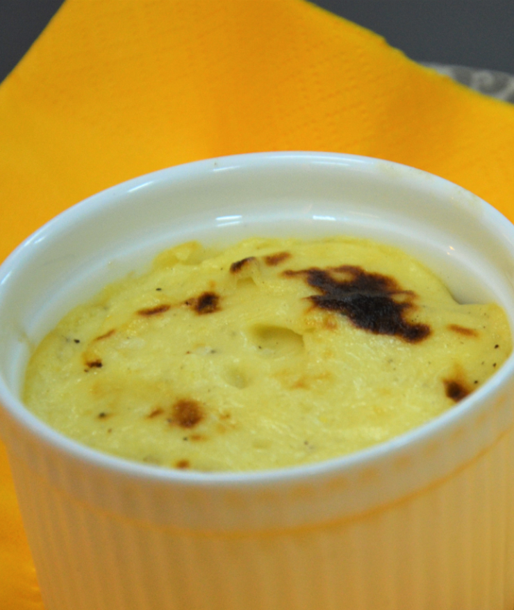 Αστακός με βελούδινη σάλτσα μορνεϊ στο φούρνο