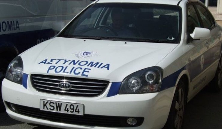 Κτύπησαν και λήστεψαν 80 χρονο ενώ κοιμόταν 