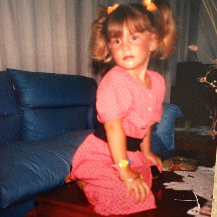 Ποια Ελληνίδα ποζάρει με νάζι στο φακό; 