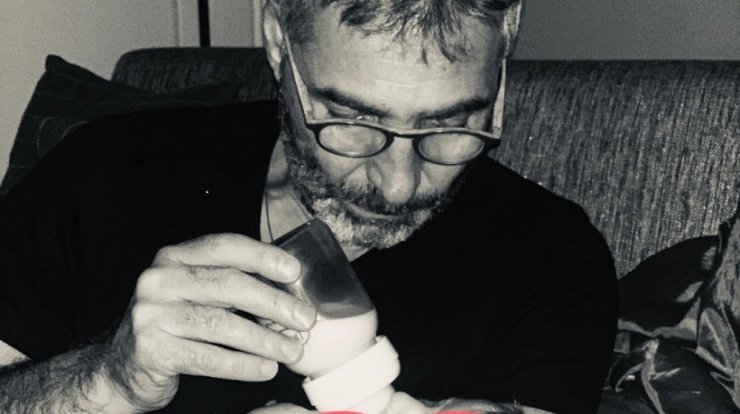 Θοδωρής Αθερίδης: Το απολαυστικό βίντεο που δημοσίευσε μαζί με τον εγγονό του