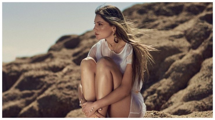 Αθηνά Οικονομάκου: Η εντυπωσιακή αλλαγή που έκανε στην εμφάνιση της λίγο πριν γεννήσει [εικόνες]  