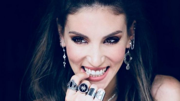 Ότι πιο γλυκό είδαμε σήμερα! Η Αθηνά Οικονομάκου παίζει μαζί με τον μικρό Μάξιμο 