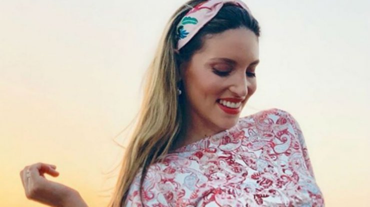 Αθηνά Οικονομάκου: Το αξεσουάρ που επιλέγει και απογειώνει το στιλ της στοιχίζει 18 ευρώ!