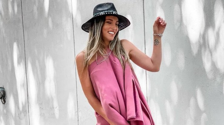 Αθηνά Οικονομάκου: Οι αρετουσάριστες εικόνες με μαγιό από τη Μύκονο ενάμιση μήνα μετά τη γέννα!