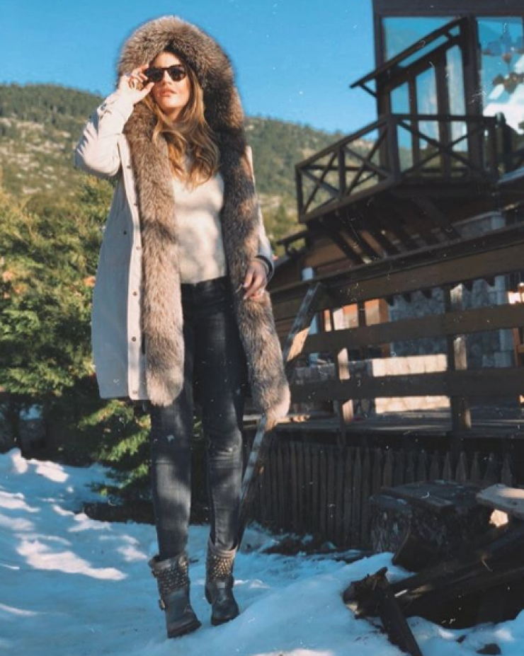 Θεά η Αθηνά Οικονομάκου: Ο χορός και τα πηδήματα στον έβδομο μήνα της εγκυμοσύνης της! [βίντεο]