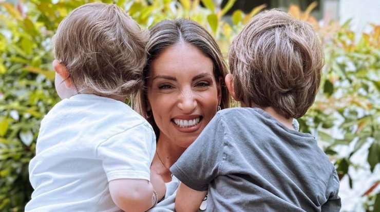 Αθηνά Οικονομάκου: “Δεν αποκλείω ένα τρίτο παιδί”