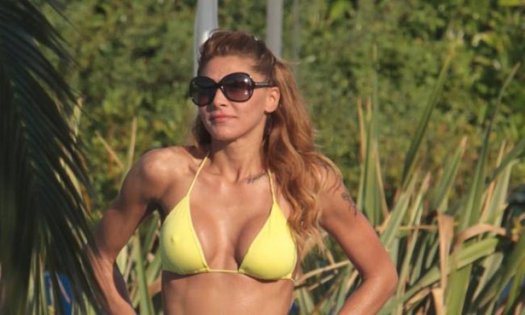  Η Ηλιάδη αποκάλυψε με μια φωτογραφία πόσα κιλά έχει πάρει στην εγκυμοσύνη της!