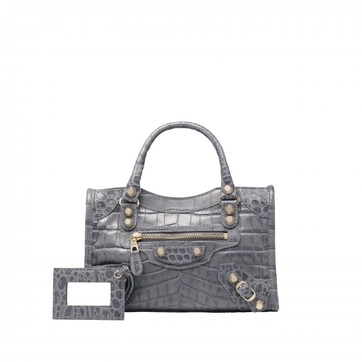  BALENCIAGA Pre-Fall 2016: Μόλις έφτασε