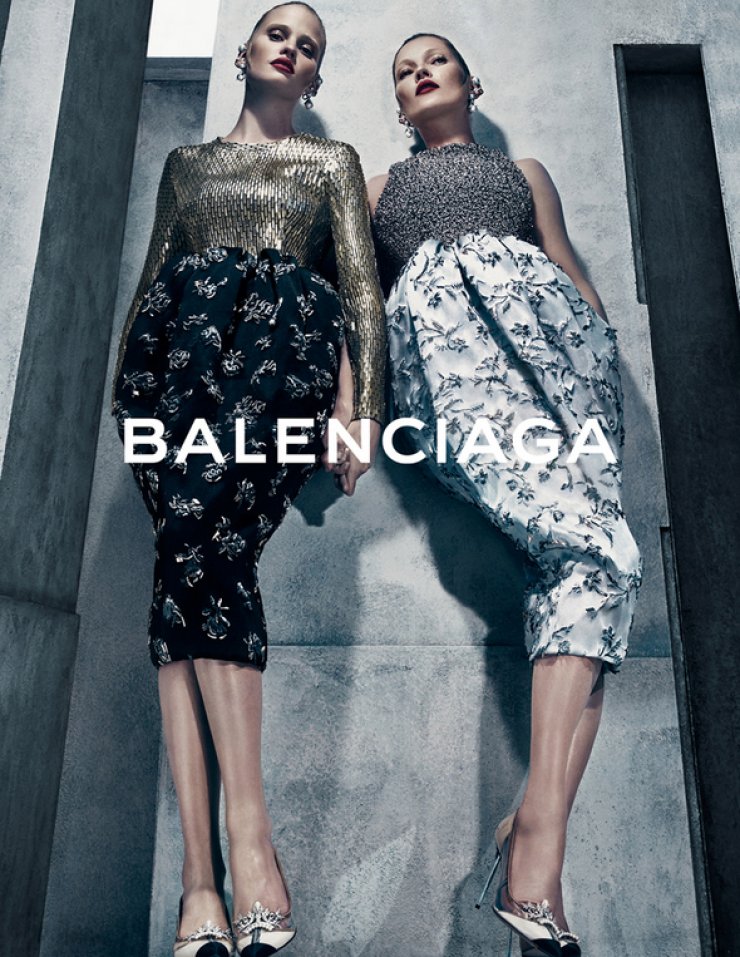 Η Kate Moss και η Lara Stone στην καμπάνια του Balenciaga