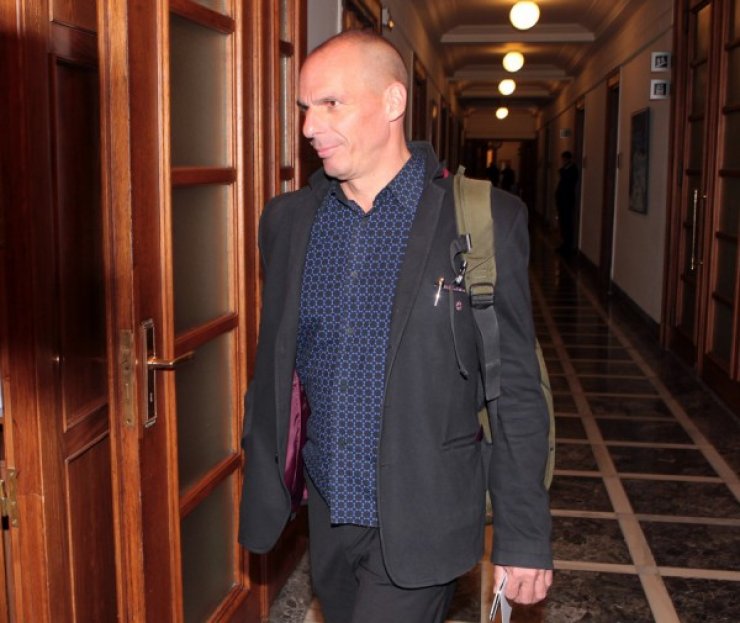 Το μοβ σημειωματάριο του Βαρουφάκη που τρέλανε το υπουργικό [εικόνες]